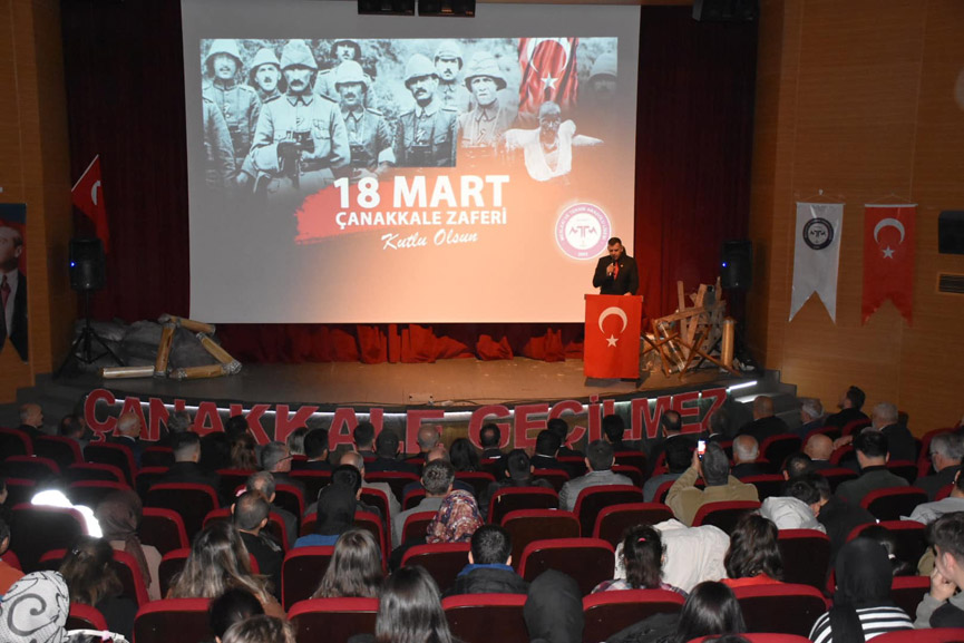 18 Mart Şehitler Günü ve Çanakkale Deniz Zaferi’nin 109. Yıl Dönümü Münasebetiyle Çelenk Sunma Töreni ve Anma Programı Yapıldı